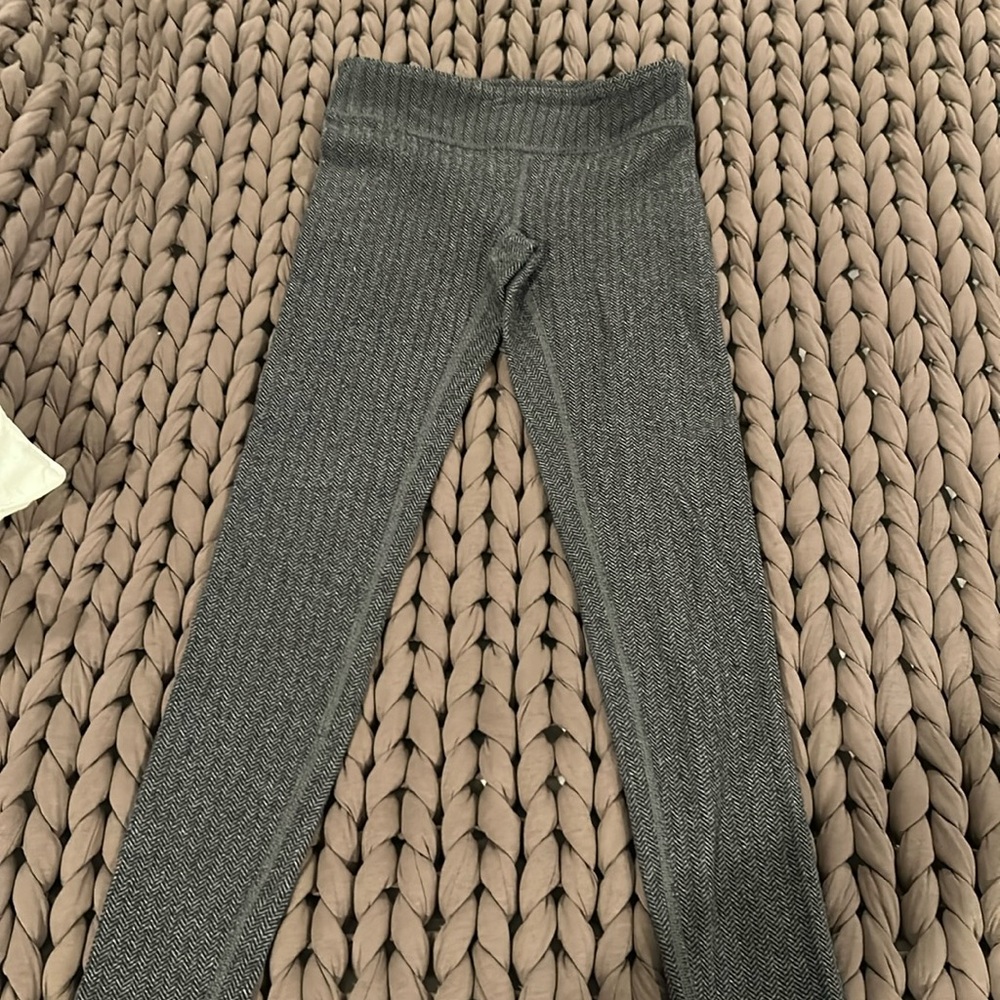 Ivivva gray leggings
